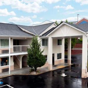 Days Inn by Wyndham Dahlonega University Area