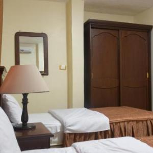 Cleopetra Hotel
