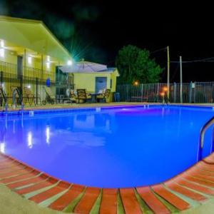 Hotels near Princess Theatre Decatur - Days Inn by Wyndham Athens