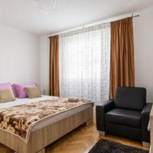 Deluxe Apartment Manuela With Balcony Top Center Split
