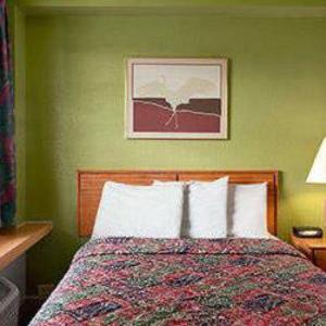 Days Inn by Wyndham West Memphis