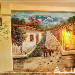 Hotel Tazumal House