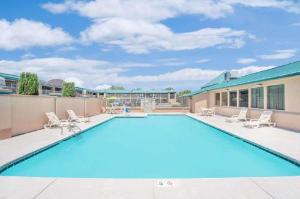 Days Inn by Wyndham Roswell, Roswell