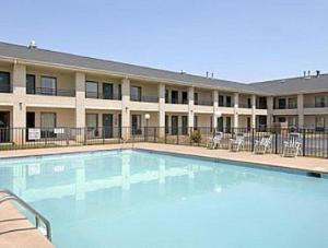 Days Inn by Wyndham Spartanburg Waccamaw, Spartanburg
