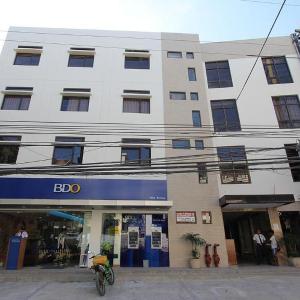 Crown Regency Courtyard Hotel