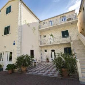Apartments and Room Villa Niko