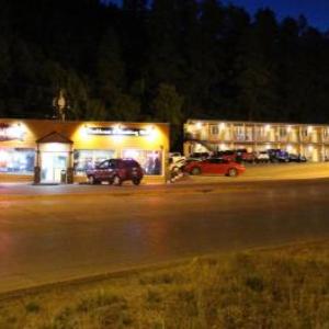 Deadwood Station Bunkhouse and Gambling Hall