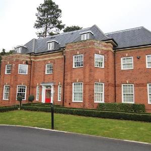 Leamington Spa Serviced Apartments - Ince House