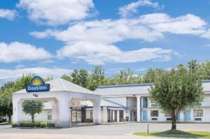 Days Inn by Wyndham N Little Rock East, North Little Rock