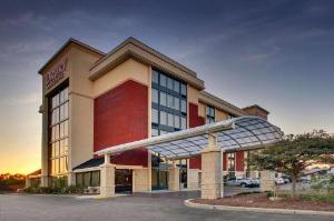 Drury Inn & Suites Evansville East, Evansville