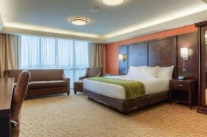 Comfort Inn & Suites Evansville Airport, Evansville