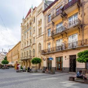 Apartment on Lesya Kurbasa 7