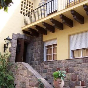 Alamo Hostel & Suites
