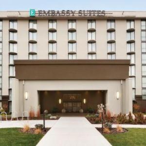 Hotels near Nickelodeon Universe - Embassy Suites by Hilton Bloomington / Minneapolis