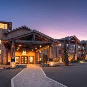 Pronghorn Resort