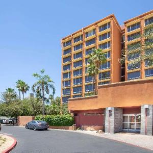 Ramada by Wyndham Phoenix Midtown