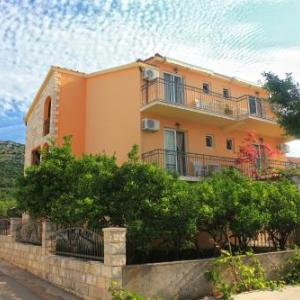 Apartments with parking space Orebic Peljesac - 10194