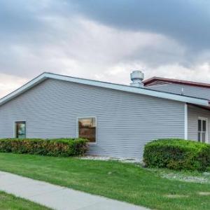 Hotels near Oshkosh Arena - Motel 6-Fond Du Lac WI