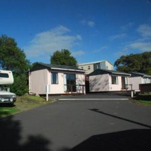 Hollywood Avondale Auckland Hotels - Avondale Motor Park