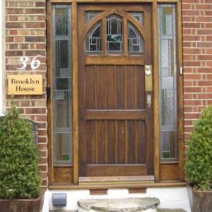 Hotels near Trent Country Park London - Brooklyn House