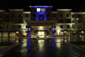 Holiday Inn Express Hotel & Suites Goldsboro - Base Area, Goldsboro