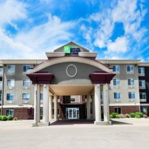 Holiday Inn Express Hotel & Suites Grand Forks