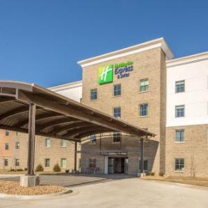 Holiday Inn Express & Suites SHAWNEE-KANSAS CITY WEST