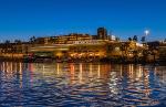 Lazy River Lounge Nevada Hotels - Golden Nugget Laughlin