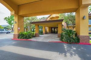 Quality Inn & Suites NRG Park - Medical Center hotel near NRG Center