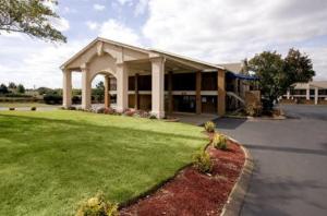 Americas Best Value Inn & Suites in Murfreesboro, Murfreesboro