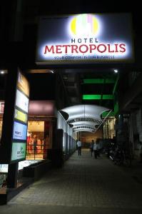 Hotel Metropolis, Hubli