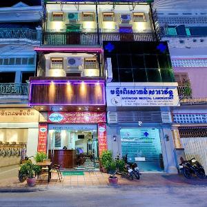 Phnom Penh Hotels With Free Internet Deals At The 1 Hotel - 