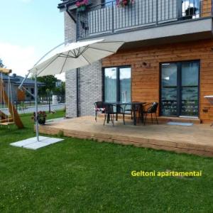 Geltoni apartamentai