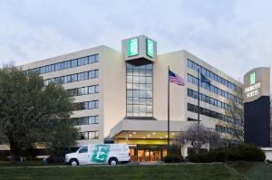 Embassy Suites Kansas City - Overland Park, Leawood