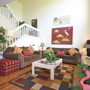 Beautiful 3 Bedroom Town House In Golf Community