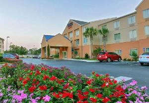 Fairfield Inn Suites Brunswick, Brunswick