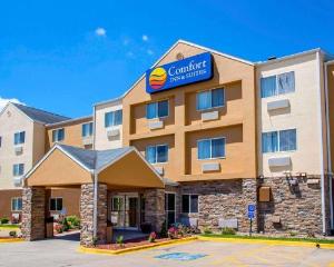 Comfort Inn & Suites Coralville - Iowa City near Iowa River Landing, Coralville