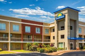 Days Inn by Wyndham Florence Near Civic Center, Florence