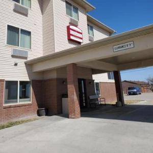 The Edgewood Hotel and Suites