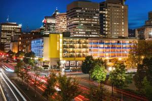 Staypineapple, Hotel Rose, Downtown Portland, Portland
