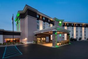 Holiday Inn Milwaukee Riverfront, an IHG Hotel, Milwaukee