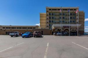 Clarion Hotel Convention Center, Minot