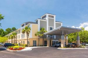 Holiday Inn Express Charleston US Highway 17 & I-526, Charleston