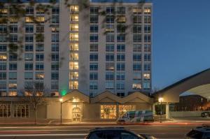 Holiday Inn Portland-By the Bay, Portland