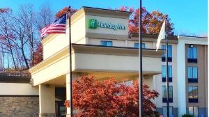 Holiday Inn Danbury-Bethel at I-84, Danbury