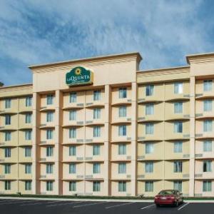 La Quinta Inn & Suites by Wyndham Indianapolis South