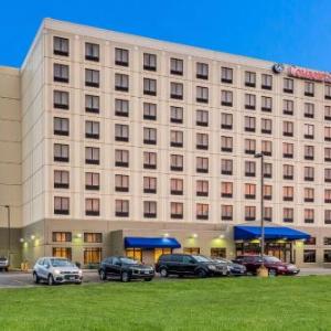 Comfort Suites Chicago O'Hare Airport hotel photo