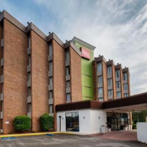 Red Roof Inn & Suites Macon