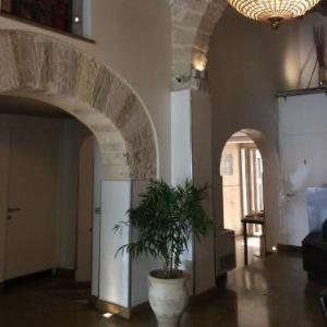 Ucciardhome Hotel