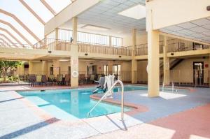 Clarion Hotel Broken Arrow - Tulsa, Broken Arrow
